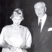 Vittorio Cini, nel 1961, con l'ambasciatrice degli Stati Uniti, Clara Booth